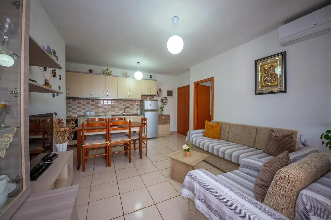 Emel Apartaments Ksamil Apartament