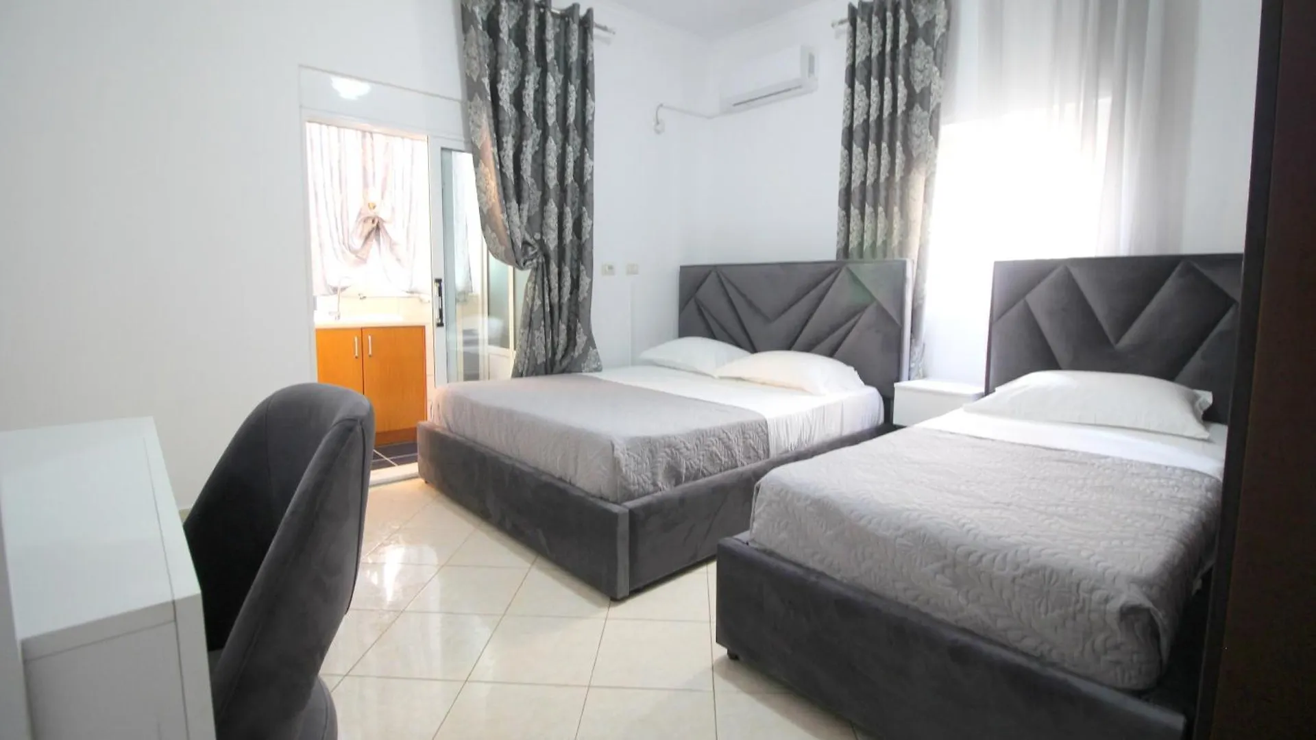Emel Apartaments Ksamil 0*,  Albania