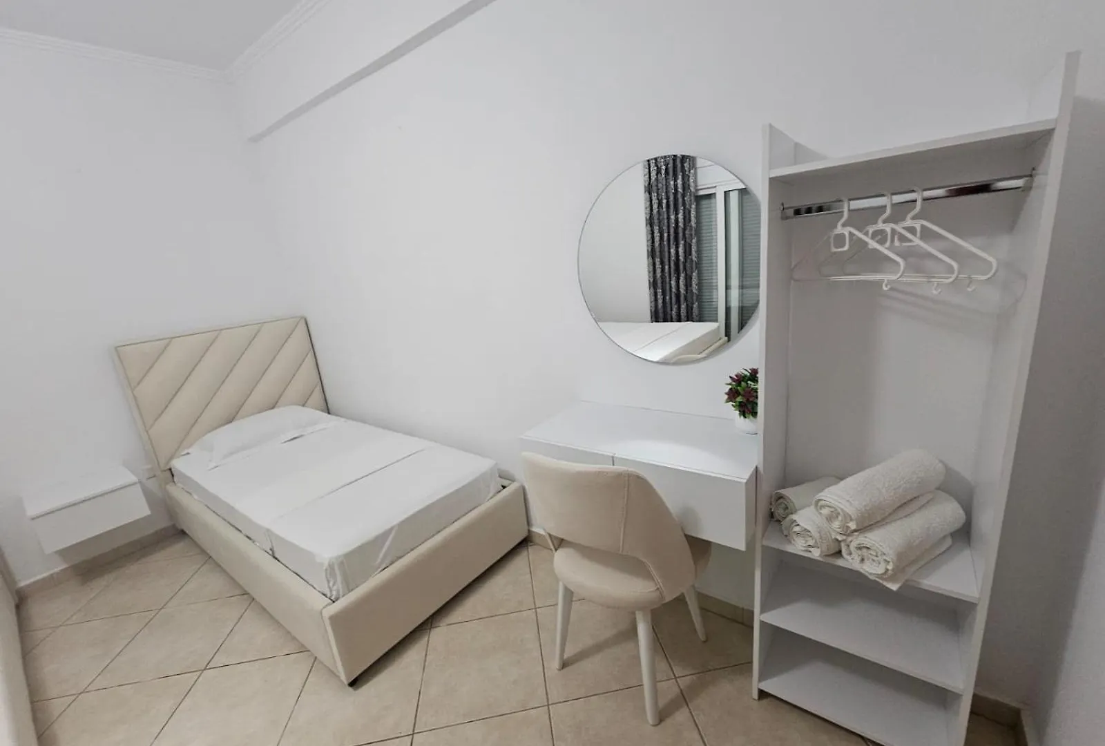 Emel Apartaments Ksamil Appartamento