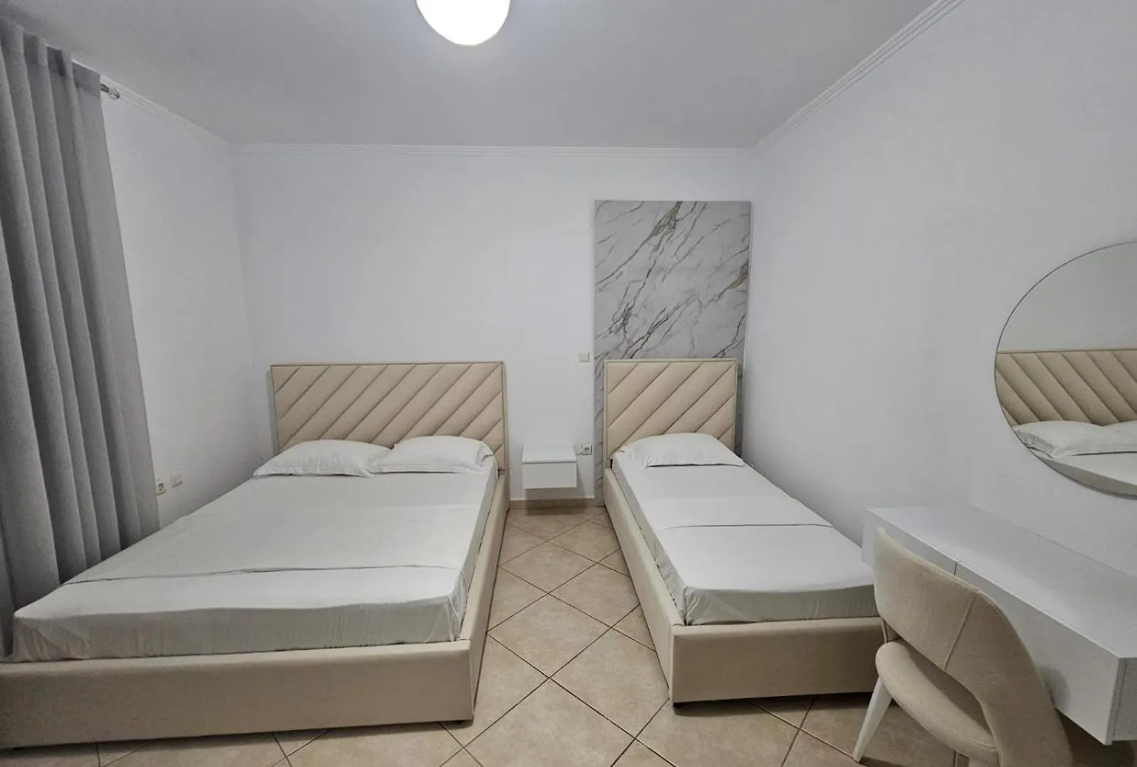 Emel Apartaments Ksamil