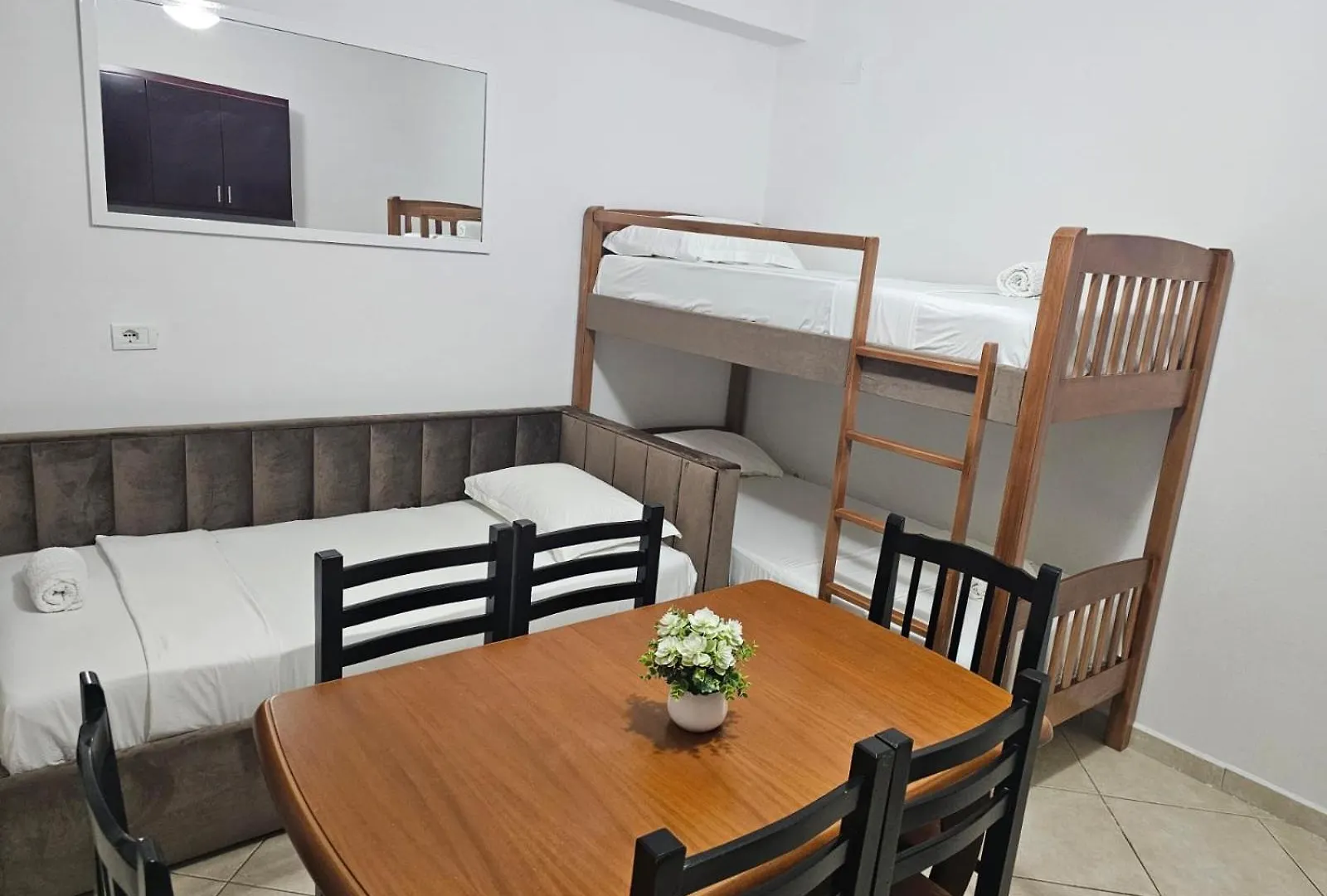 Apartament Emel Apartaments Ksamil Albania